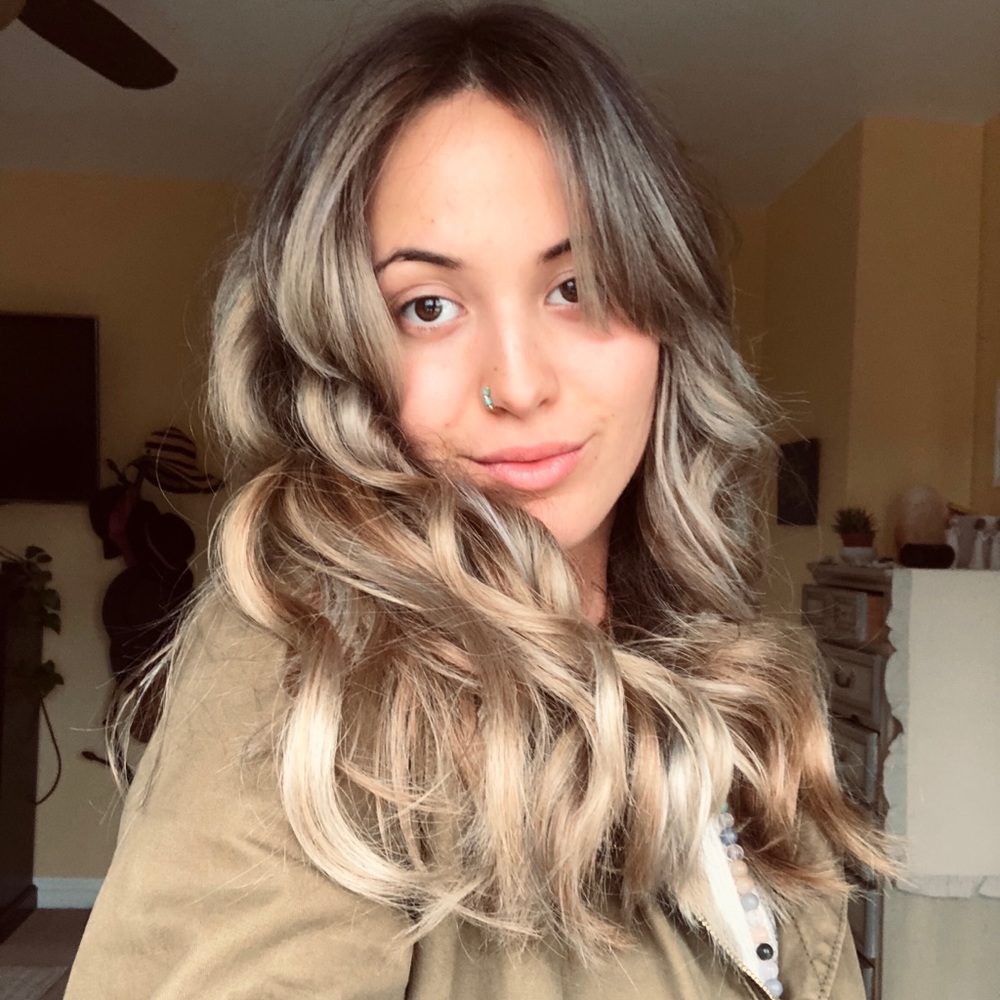 Meet your Posher, Madelyn